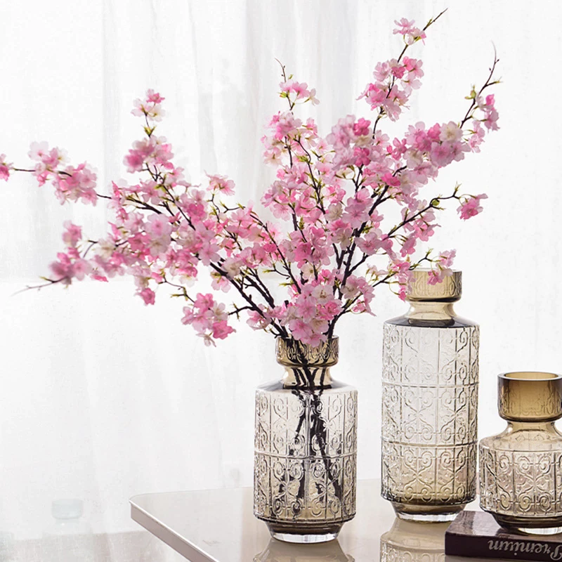 Artificial Flower Arrangements: Tips for Achieving a Lifelike and Natural Look